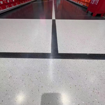 奥特莱斯耐克店